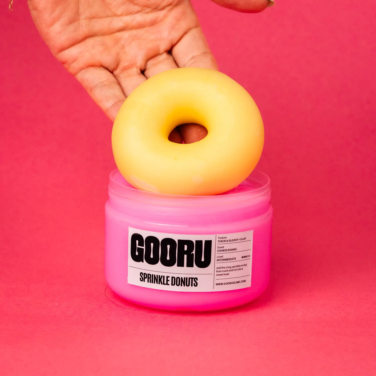 Sprinkle Donuts by Gooru Slime: hands-on slime with glossy icing, a donut, and colorful sprinkles. Handmade in the UAE.