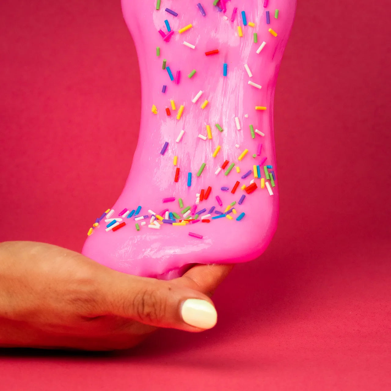 Sprinkle Donuts by Gooru Slime: hands-on slime with glossy icing, a donut, and colorful sprinkles. Handmade in the UAE.